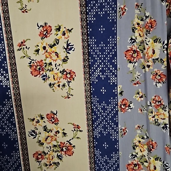 Size lg kimono - Picture 4 of 8